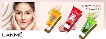 Lakme Skin Perfect Collection Blush & Glow Facewash 50G